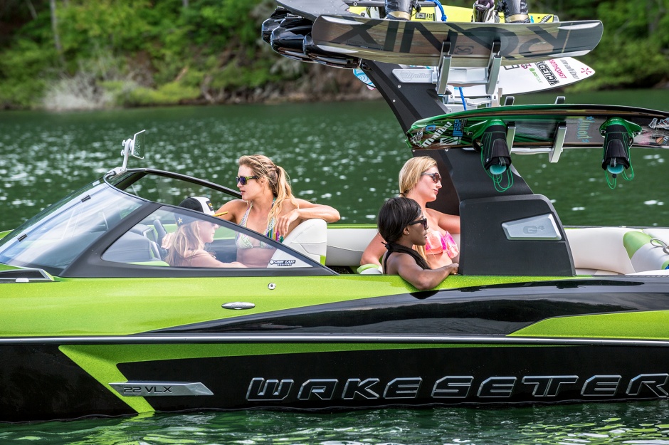 22VLX_lifestyle_lowres(1)