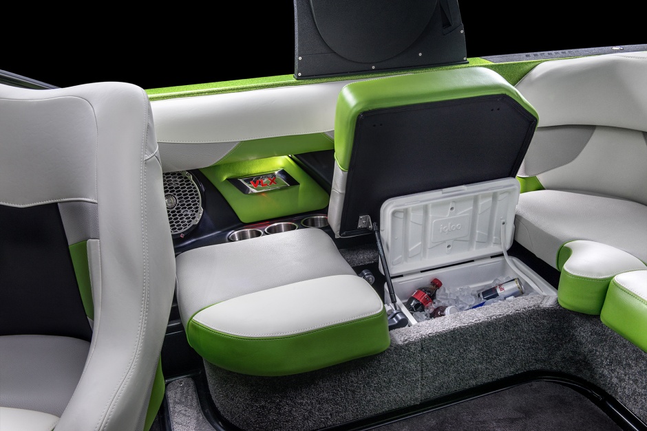 22VLX_studio-cooler_lowres(1)