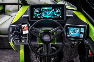 22VLX_studio_dash_lowres(1)