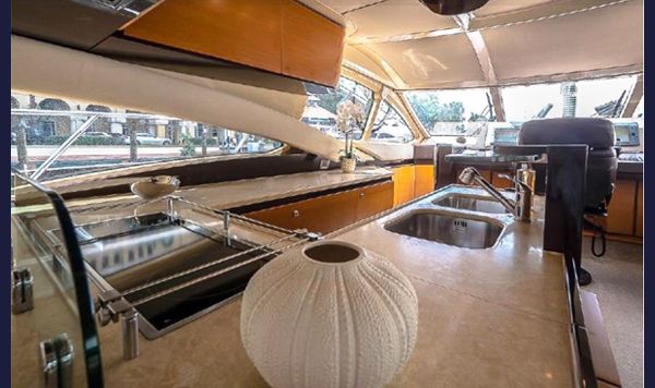 Azimut 58 2010 www.mareconsult.com.br (11)