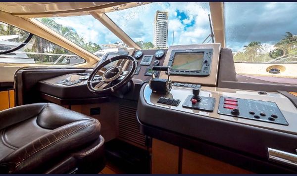 Azimut 58 2010 www.mareconsult.com.br (13)