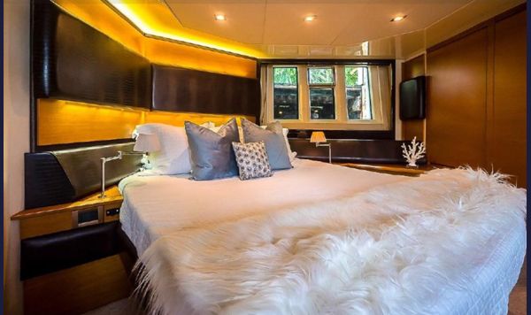 Azimut 58 2010 www.mareconsult.com.br (19)