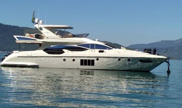 AZIMUT 70 2011