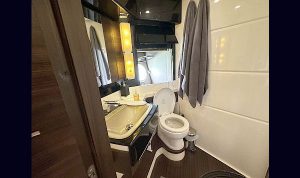 Azimut 72 S 2012 www.mareconsult.com (103)