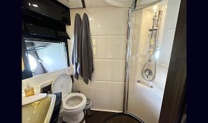 Azimut 72 S 2012 www.mareconsult.com (104)