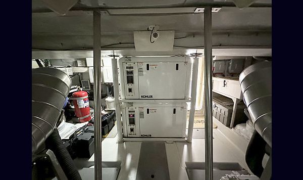 Azimut 72 S 2012 www.mareconsult.com (109)