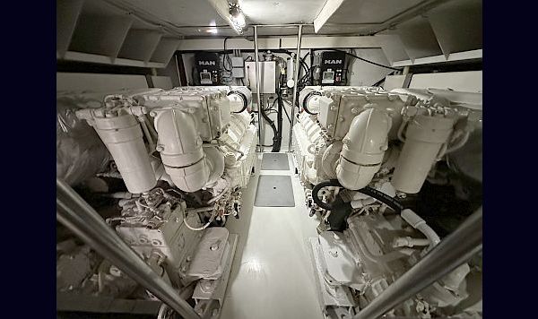 Azimut 72 S 2012 www.mareconsult.com (110)