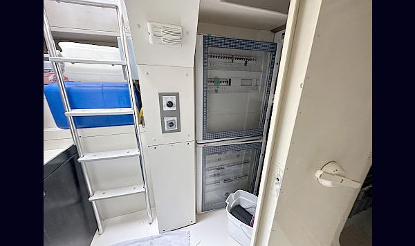 Azimut 72 S 2012 www.mareconsult.com (117)