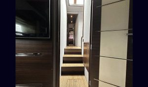 Azimut 72 S 2012 www.mareconsult.com (81)