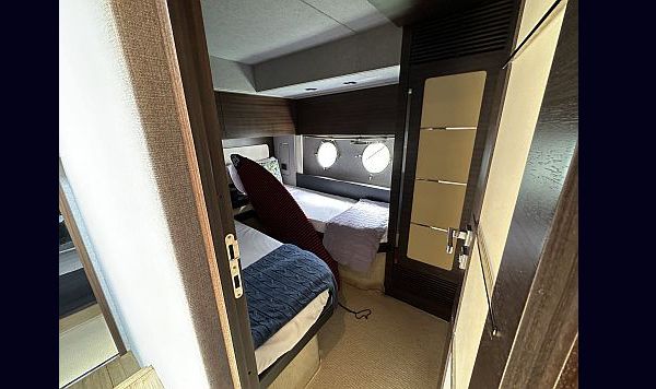 Azimut 72 S 2012 www.mareconsult.com (95)