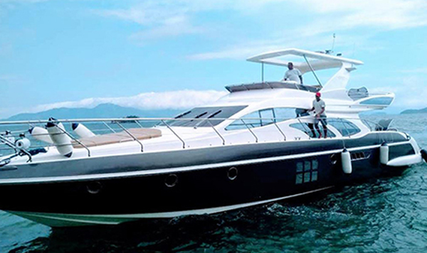 BRASIL – ANGRA DOS REIS RJ – AZIMUT 72 S 2012 PARA LOCAÇÃO EM ANGRA DOS REIS E REGIÃO