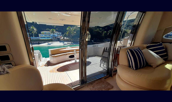 Azimut 72S 2012 (9) www.mareconsult.com.br