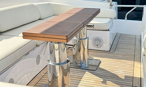 Azimut 95 2010 www.mareconsult.com.br (23)