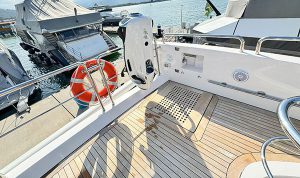 Azimut 95 2010 www.mareconsult.com.br (28)