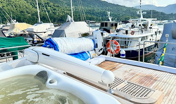 Azimut 95 2010 www.mareconsult.com.br (29)