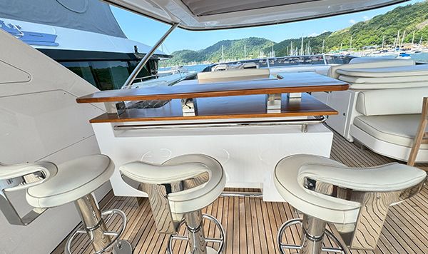 Azimut 95 2010 www.mareconsult.com.br (36)