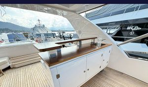 Azimut 95 2010 www.mareconsult.com.br (39)