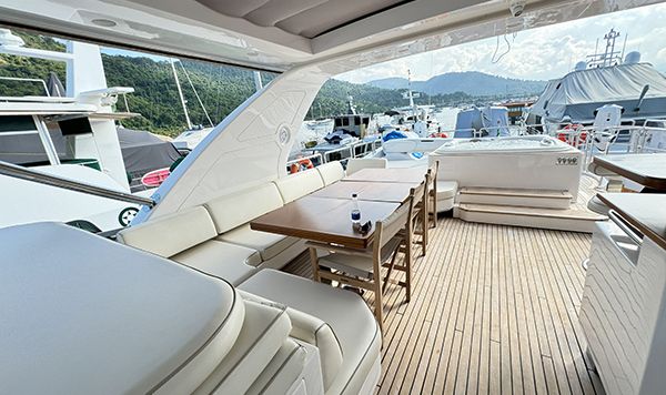 Azimut 95 2010 www.mareconsult.com.br (40)