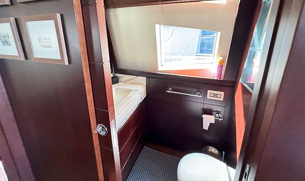 Azimut 95 2010 www.mareconsult.com.br (58)