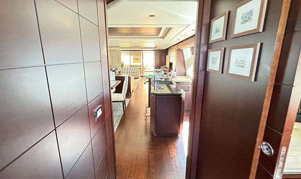 Azimut 95 2010 www.mareconsult.com.br (59)