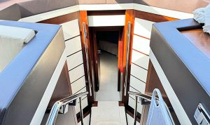 Azimut 95 2010 www.mareconsult.com.br (69)