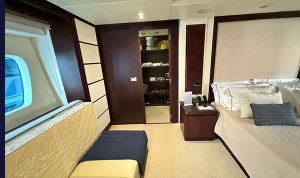 Azimut 95 2010 www.mareconsult.com.br (79)