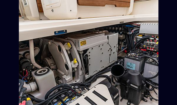 Bosoton Whaler 280 Vantage www.mareconsult.com.br (20)