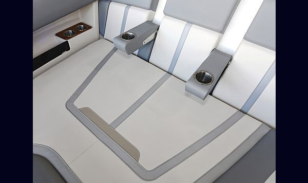 Bosoton Whaler 280 Vantage www.mareconsult.com.br (35)