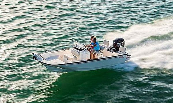 BOSTON WHALER 170 4