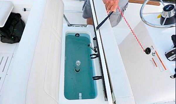 BOSTON WHALER 170 6