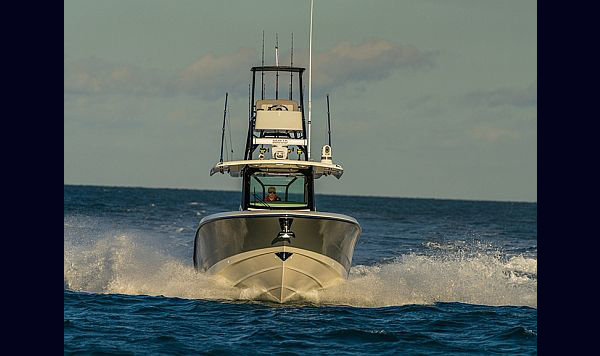 Boston Whaler 360 Outrage www.mareconsult.com.br (4)