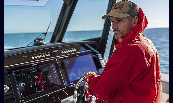 Boston Whaler 360 Outrage www.mareconsult.com.br (5)