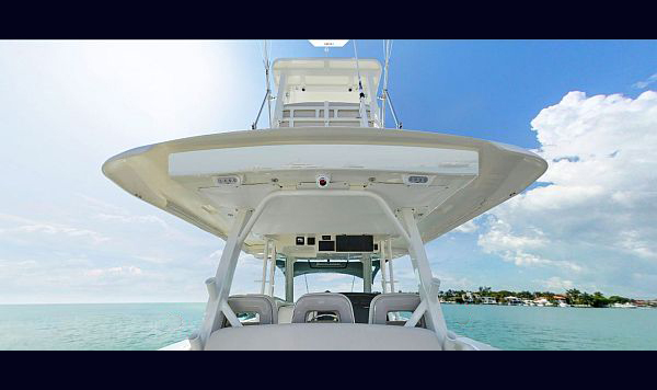 Boston Whaler 380 Outrage www.mareconsult.com.br (3)