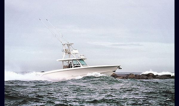 Boston Whaler 380 Outrage www.mareconsult.com.br (7)