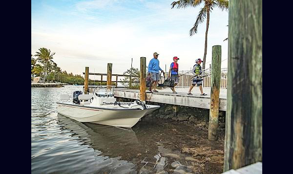 Boston Whaler Montauk 170 www.marecoonsult.com.br (16)