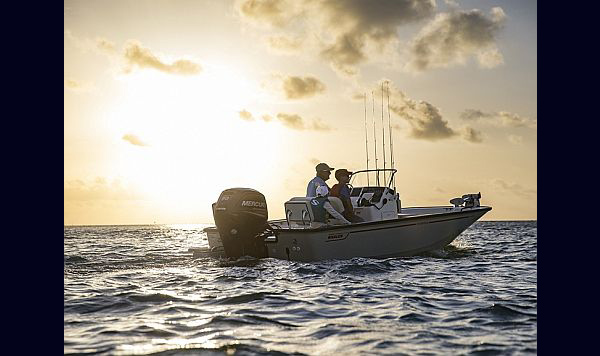 Boston Whaler Montauk 170 www.marecoonsult.com.br (21)