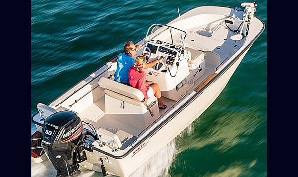 Boston Whaler Montauk 170 www.marecoonsult.com.br (4)