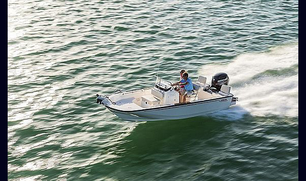 Boston Whaler Montauk 170 www.marecoonsult.com.br (9)