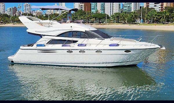 Fairline Phantom 40 2010 www.mareconsult.com (7)