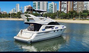 Fairline Phantom 40 2010 www.mareconsult.com (8)