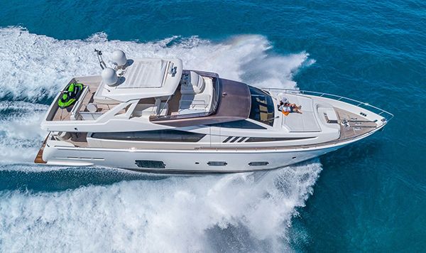 Ferretti 830 2013 www.mareconsult.com.br (2)