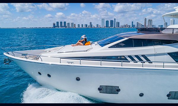 Ferretti 830 2013 www.mareconsult.com.br (3)