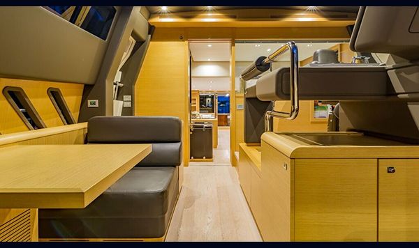 Ferretti 830 2013 www.mareconsult.com.br (36)