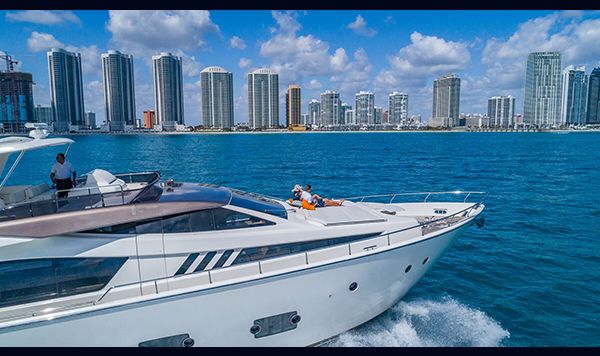 Ferretti 830 2013 www.mareconsult.com.br (4)