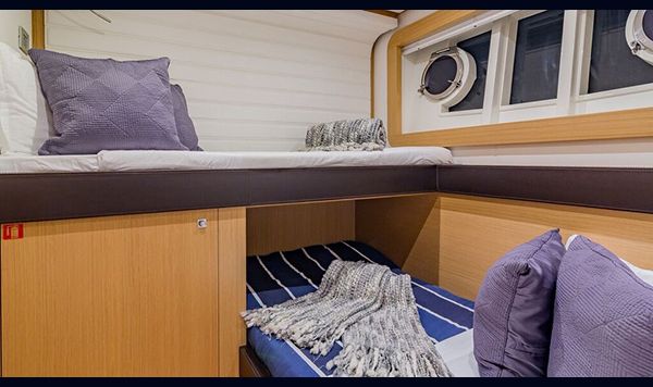 Ferretti 830 2013 www.mareconsult.com.br (45)