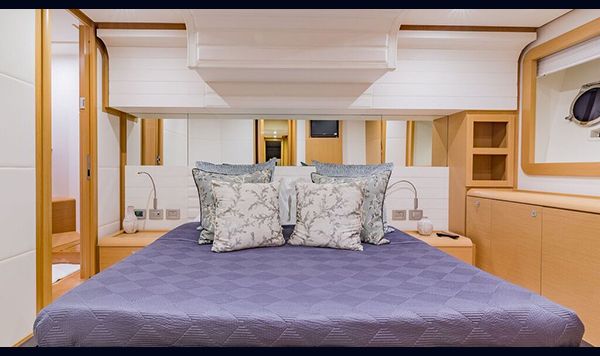 Ferretti 830 2013 www.mareconsult.com.br (50)