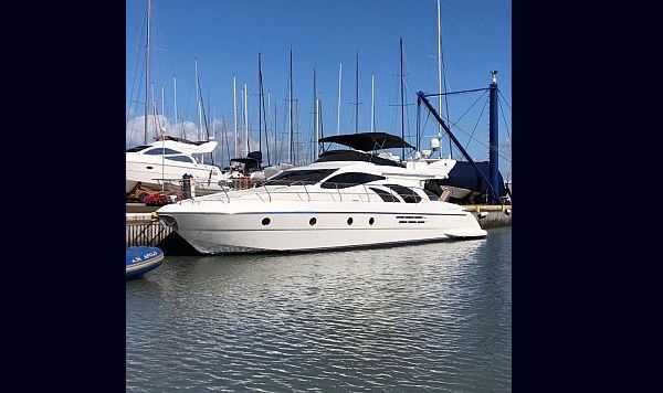 Intermarine 520 Full 2005 www.mareconsult.com.br (1)