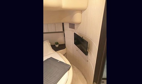 Intermarine 520 Full 2005 www.mareconsult.com.br (14)