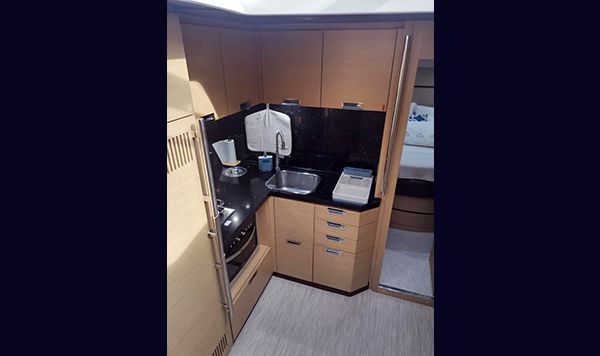 Intermarine 545 Full 2011 www.mareconsult.com.br (14)