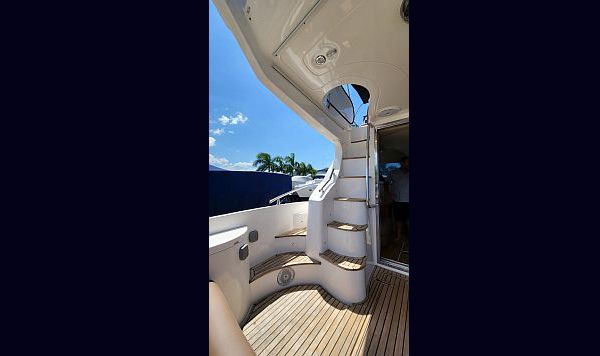 Intermarine Azimut 380 full Az 2004 www.mareconsult.com (18)